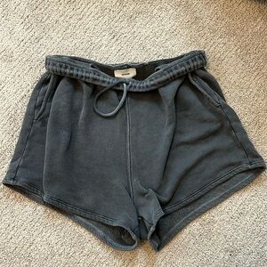 JOAH BROWN SWEAT SHORTS